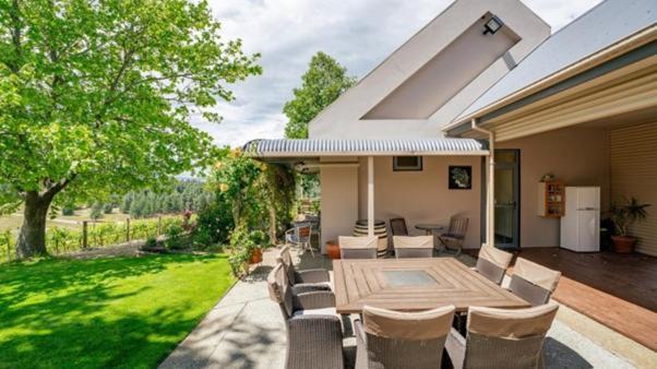 Hawkdun Rise Vineyard & Accommodation Alexandra Dış mekan fotoğraf